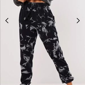 NWT Tie Die 90s Joggers
